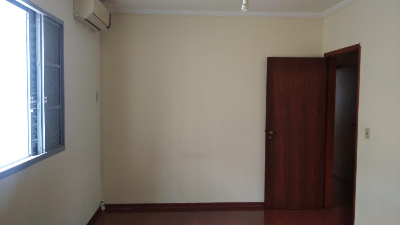 Casa à venda com 4 quartos, 176m² - Foto 21