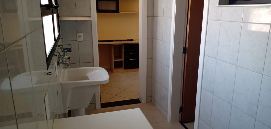 Apartamento à venda com 3 quartos, 140m² - Foto 20