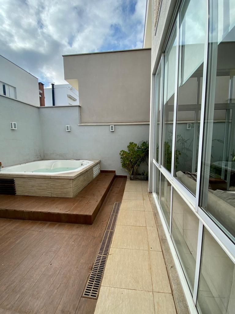 Casa de Condomínio à venda com 4 quartos, 240m² - Foto 14