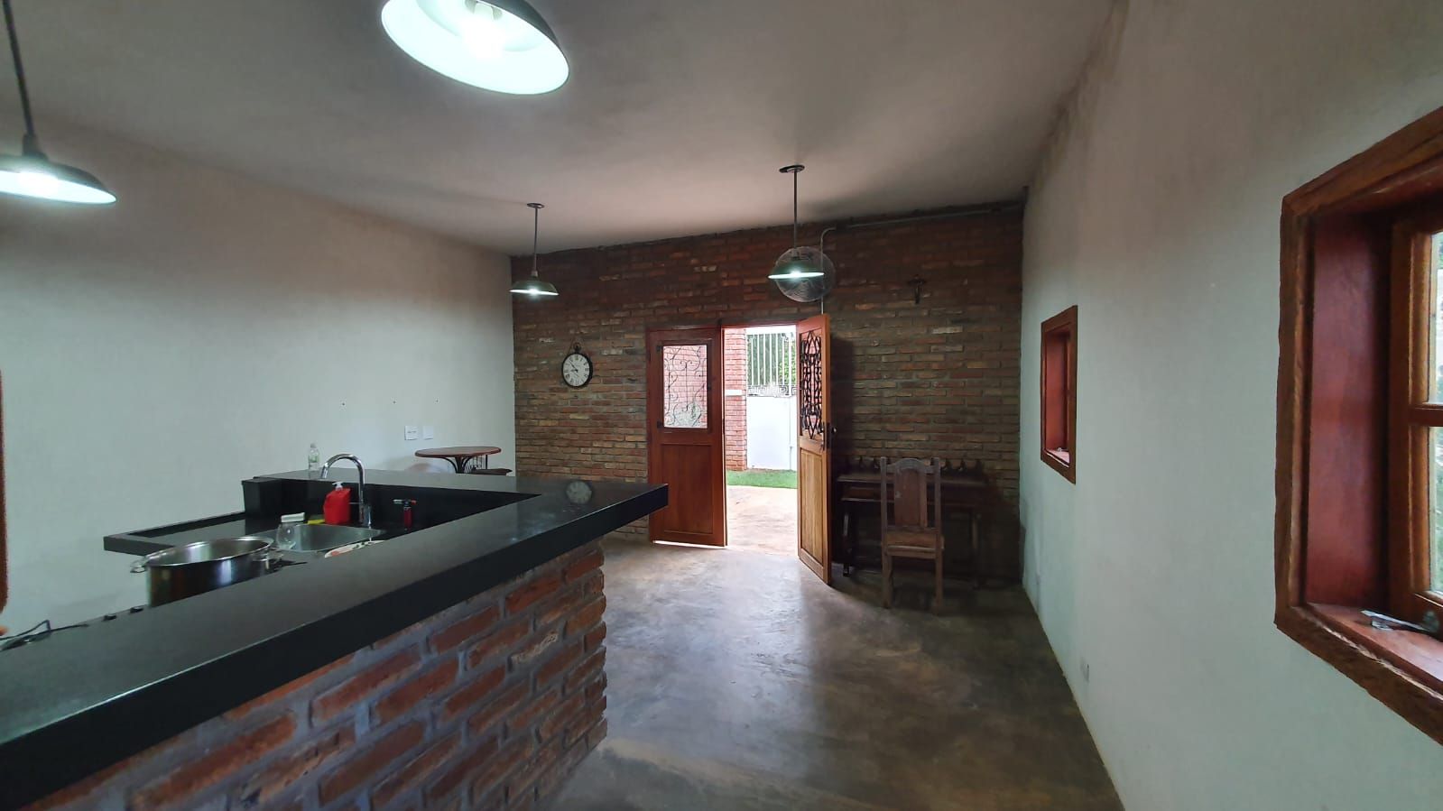 Casa à venda com 2 quartos, 60m² - Foto 10