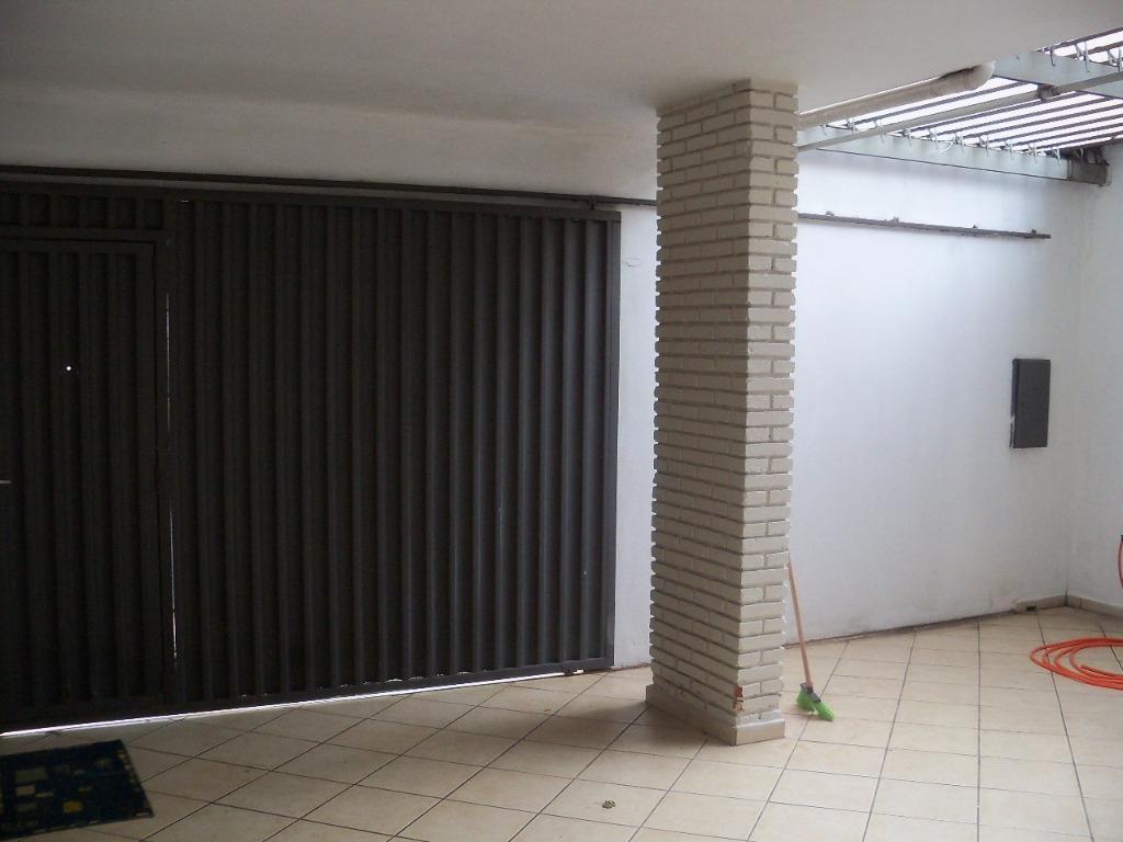 Casa à venda com 4 quartos, 150m² - Foto 4