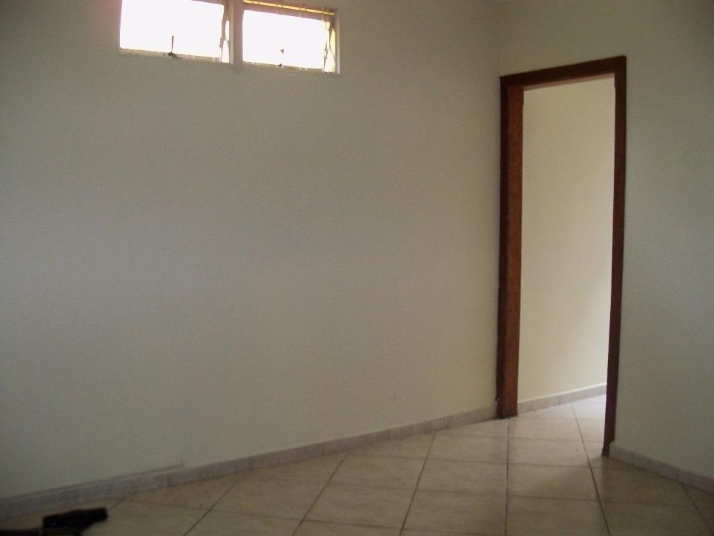 Casa à venda com 4 quartos, 150m² - Foto 8