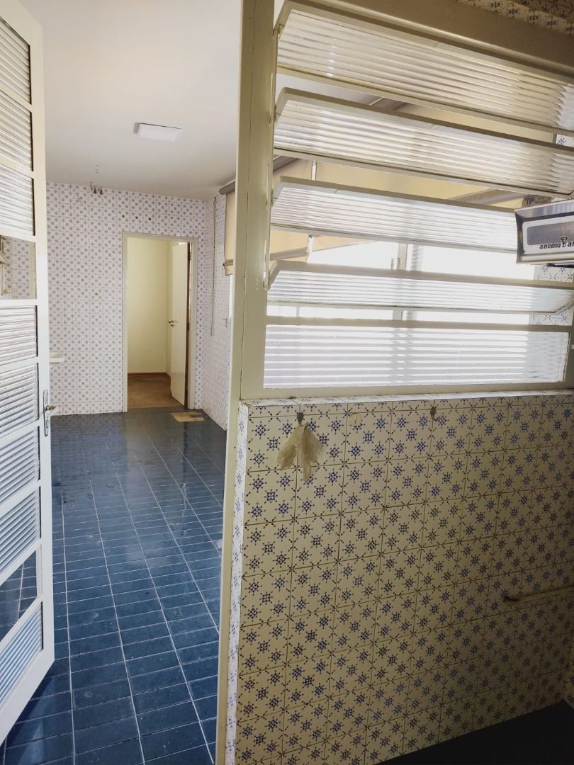 Apartamento à venda com 3 quartos, 165m² - Foto 9