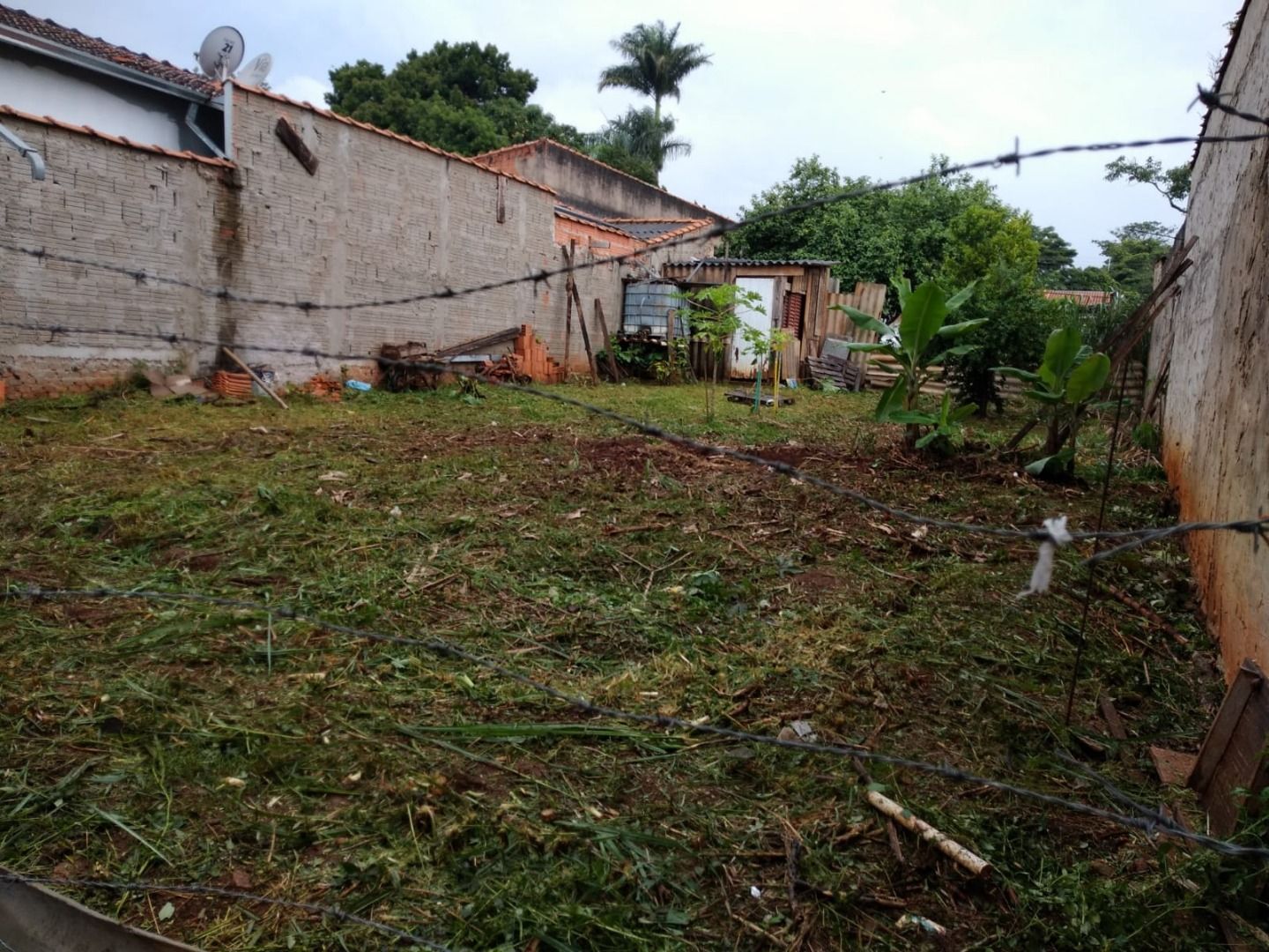 Terreno à venda, 205 - Foto 1