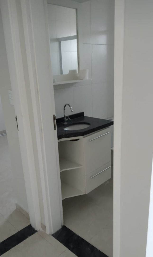 Apartamento à venda com 2 quartos, 56m² - Foto 3