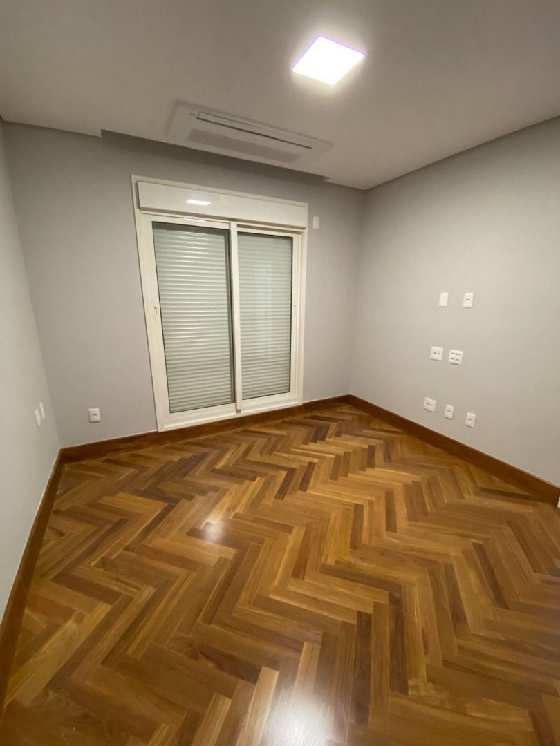 Apartamento para alugar com 4 quartos, 368m² - Foto 13