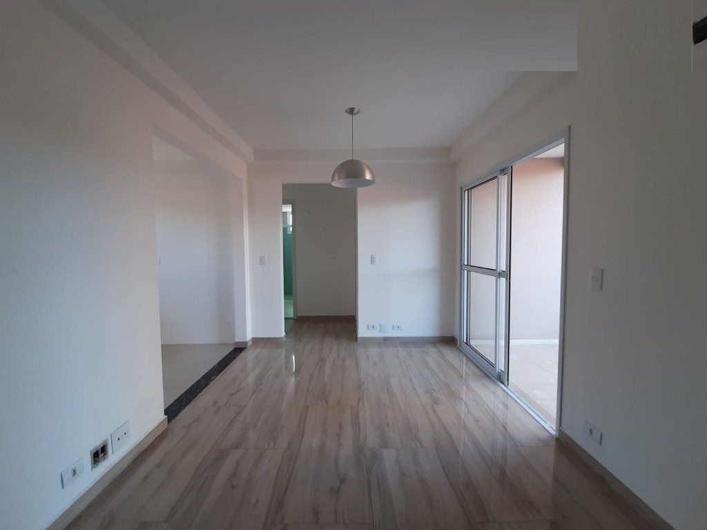 Apartamento à venda com 2 quartos, 72m² - Foto 3