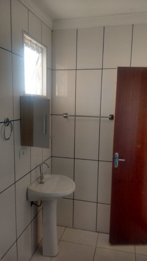 Casa à venda com 3 quartos, 360m² - Foto 16