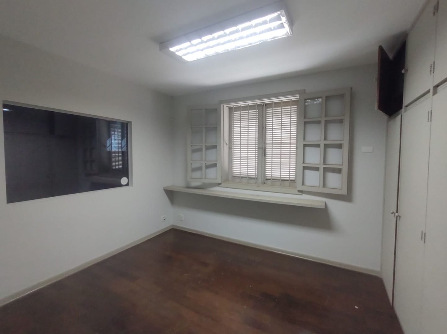 Casa para alugar com 1 quarto, 250m² - Foto 20