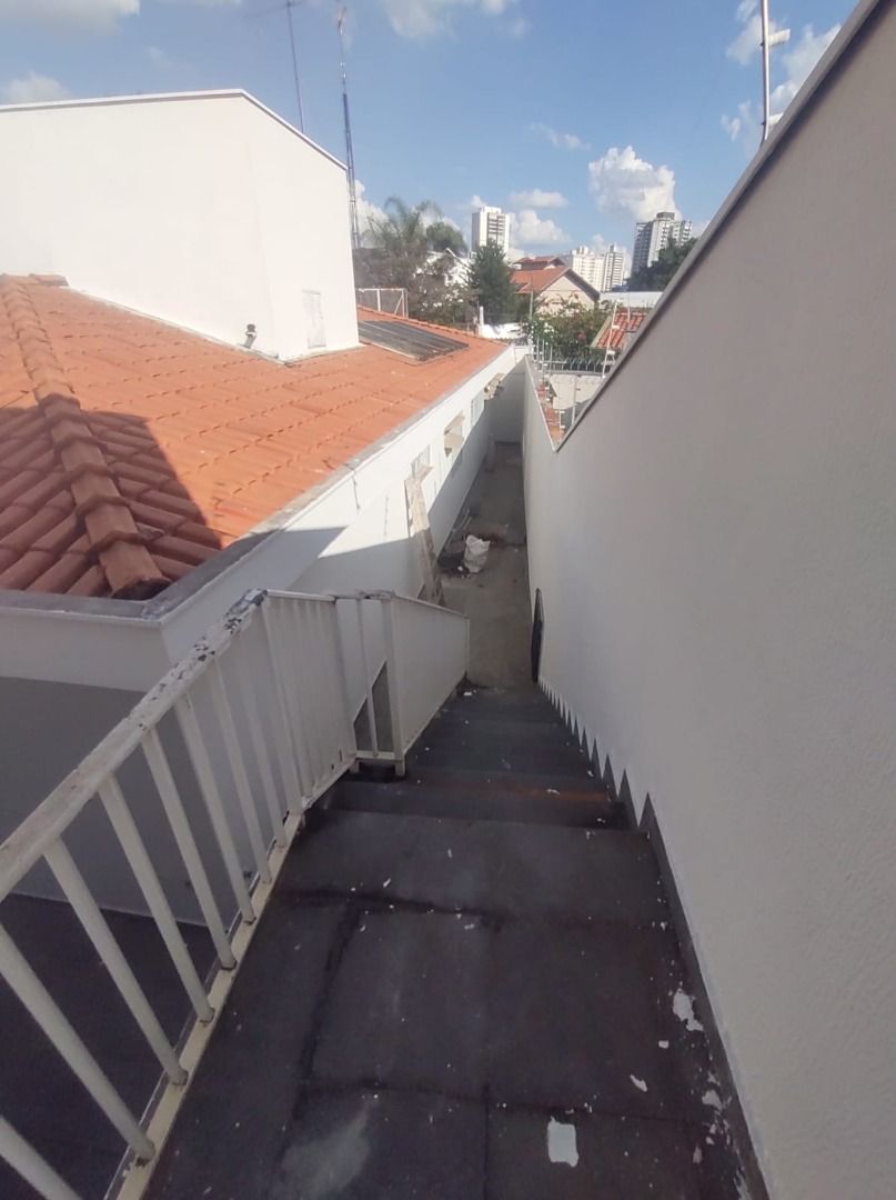 Casa para alugar com 1 quarto, 250m² - Foto 5