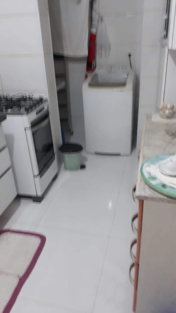 Apartamento à venda com 2 quartos, 60m² - Foto 3