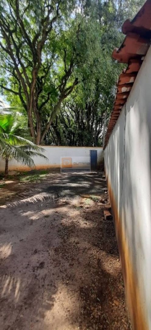 Casa à venda com 2 quartos, 150m² - Foto 12