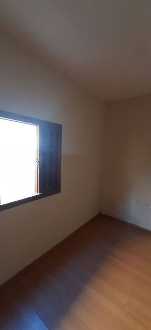 Casa à venda com 2 quartos, 150m² - Foto 6