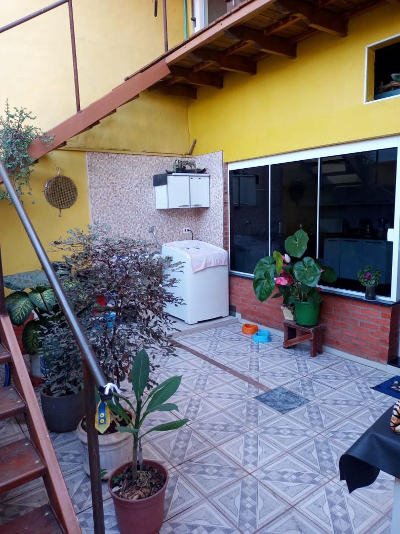 Casa à venda com 3 quartos, 170m² - Foto 7