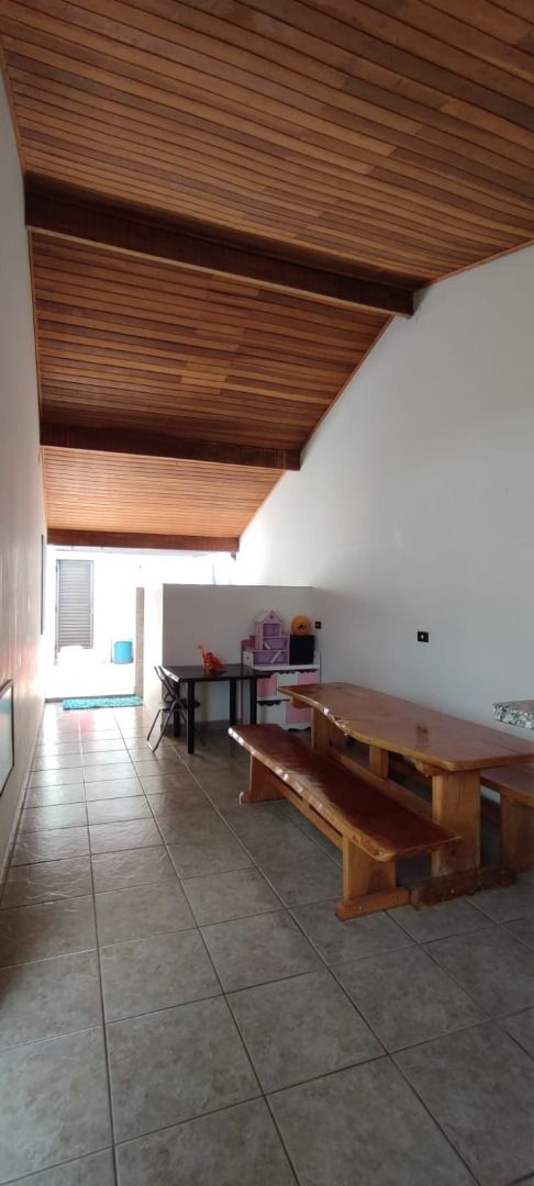 Casa à venda com 3 quartos, 162m² - Foto 9