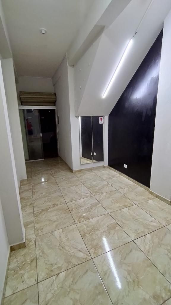 Loja-Salão para alugar, 28m² - Foto 1