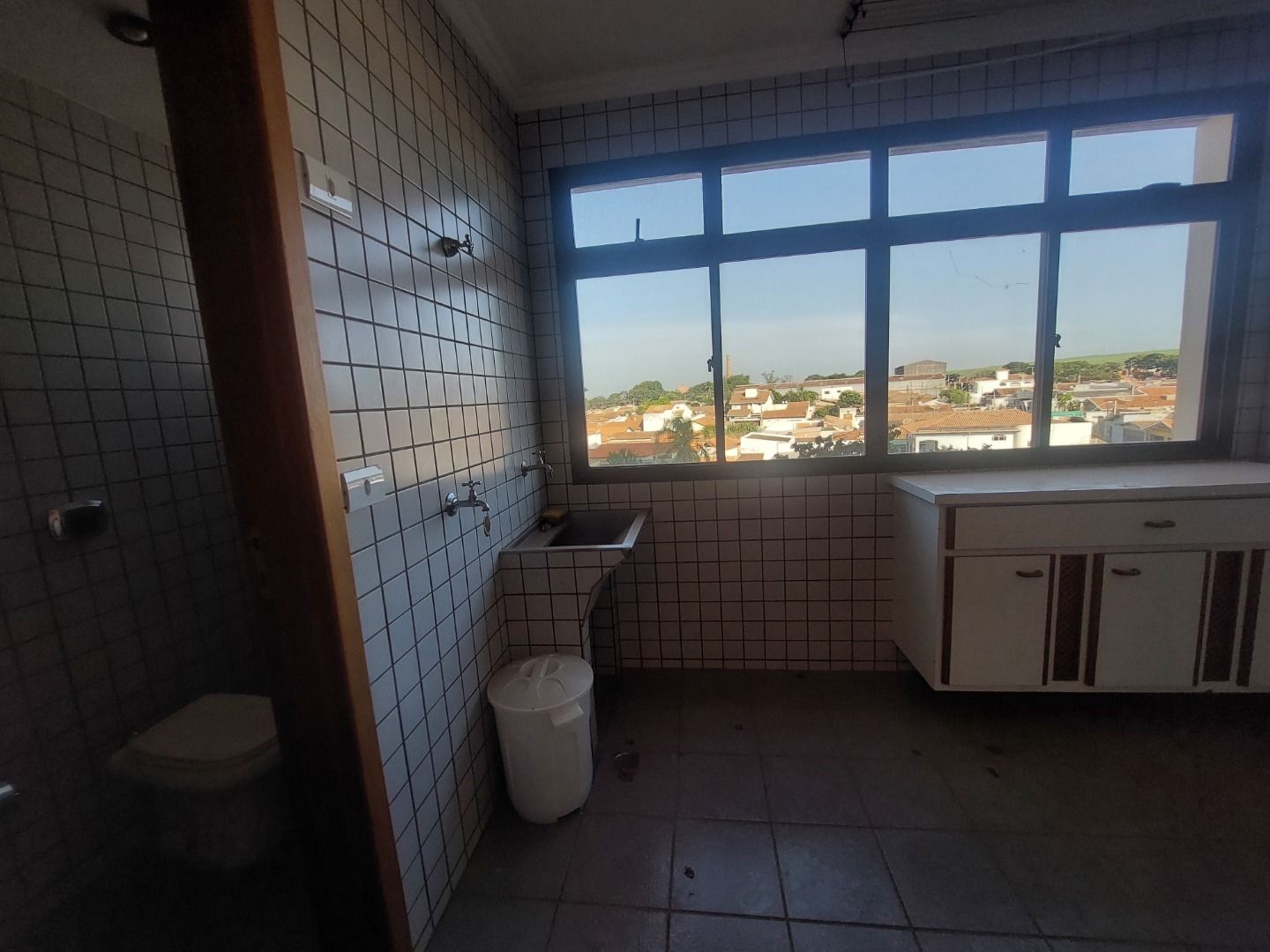 Apartamento à venda com 3 quartos, 214m² - Foto 14