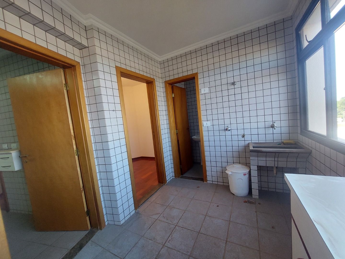 Apartamento à venda com 3 quartos, 214m² - Foto 16