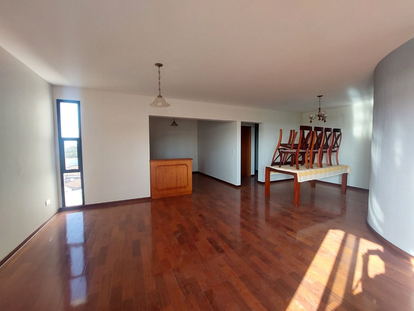 Apartamento à venda com 3 quartos, 214m² - Foto 9