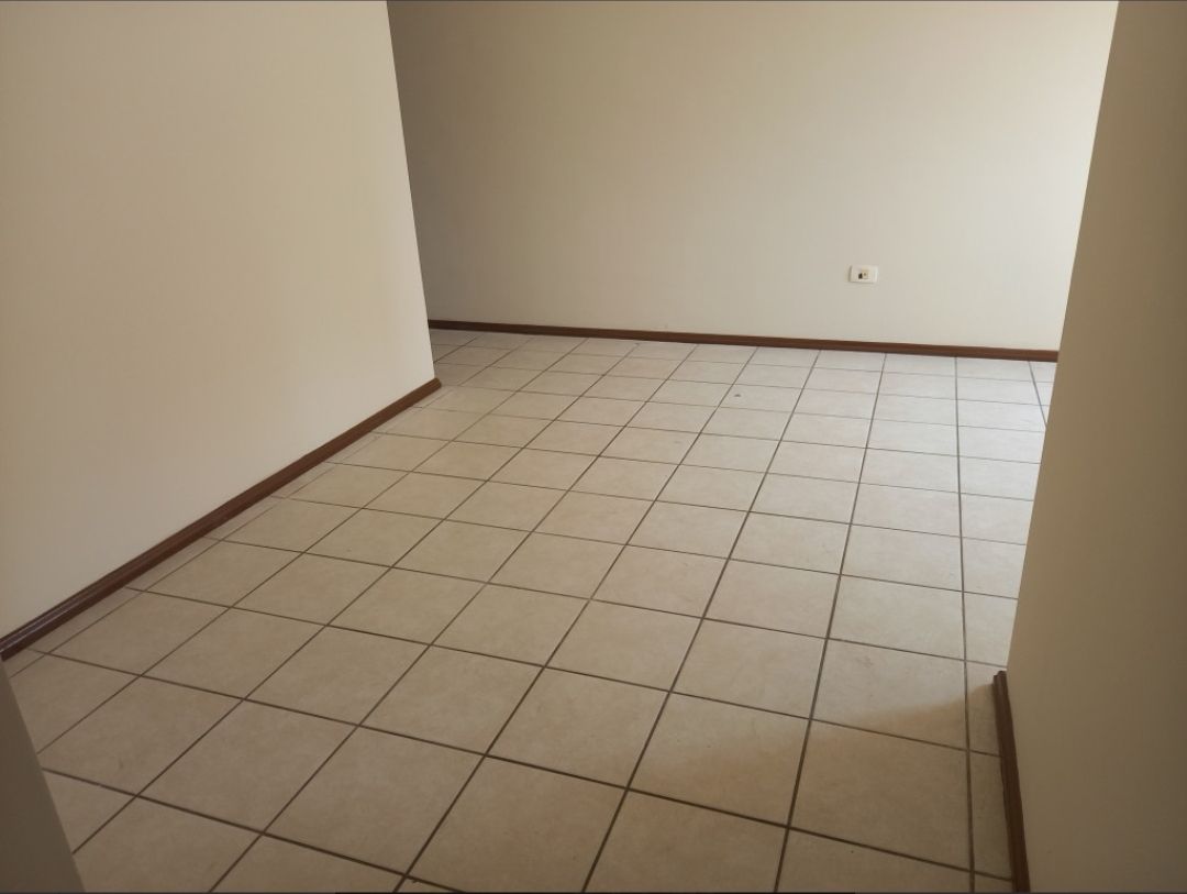 Apartamento à venda com 2 quartos, 63m² - Foto 4