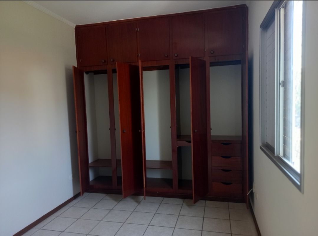 Apartamento à venda com 2 quartos, 63m² - Foto 5