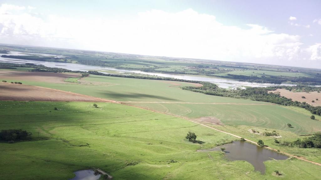 Fazenda à venda com 6 quartos, 1500m² - Foto 10