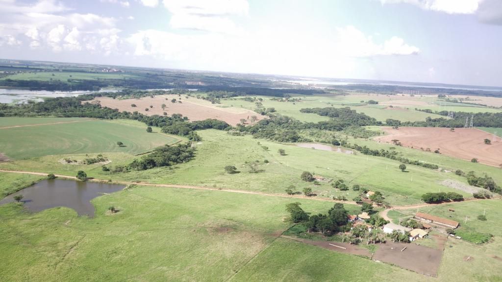 Fazenda à venda com 6 quartos, 1500m² - Foto 13