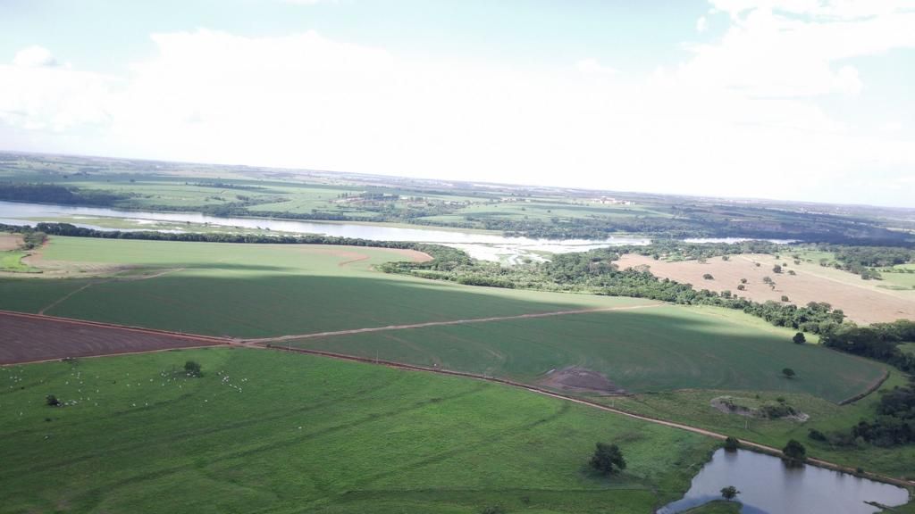 Fazenda à venda com 6 quartos, 1500m² - Foto 9