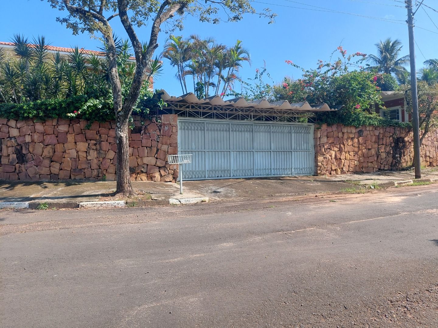 Casa à venda com 3 quartos, 400m² - Foto 3