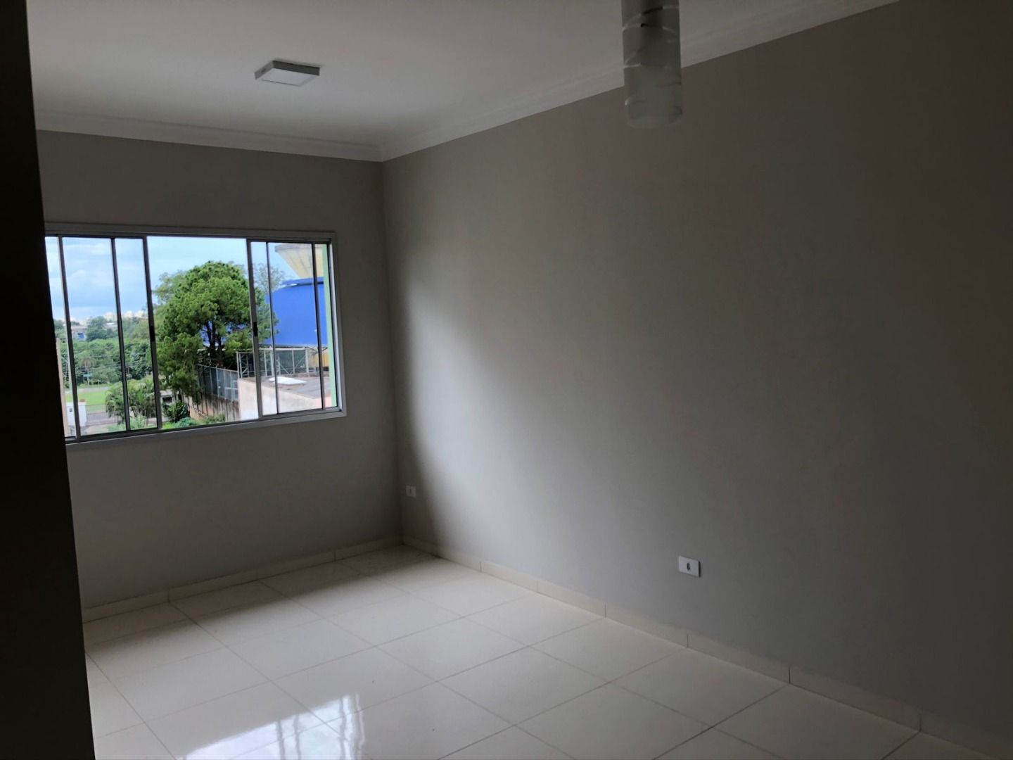 Apartamento à venda com 3 quartos, 74m² - Foto 3