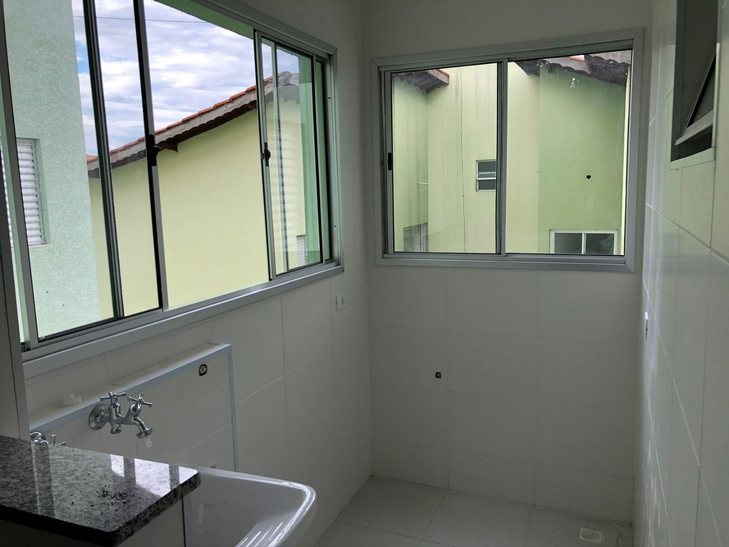 Apartamento à venda com 3 quartos, 74m² - Foto 7