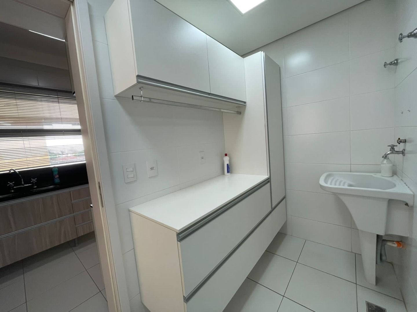 Apartamento à venda com 3 quartos, 130m² - Foto 10