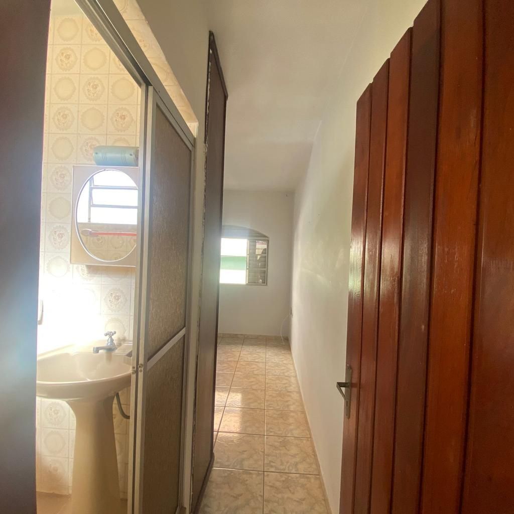 Casa à venda com 5 quartos, 124m² - Foto 17