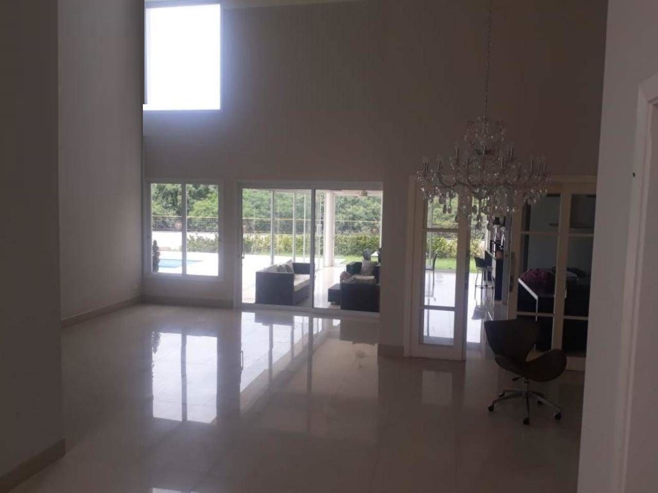 Casa à venda com 3 quartos, 360m² - Foto 3