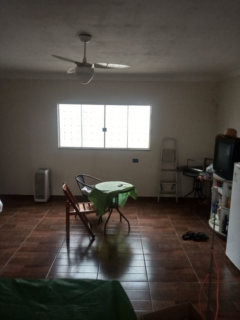 Chácara à venda com 2 quartos, 180m² - Foto 5