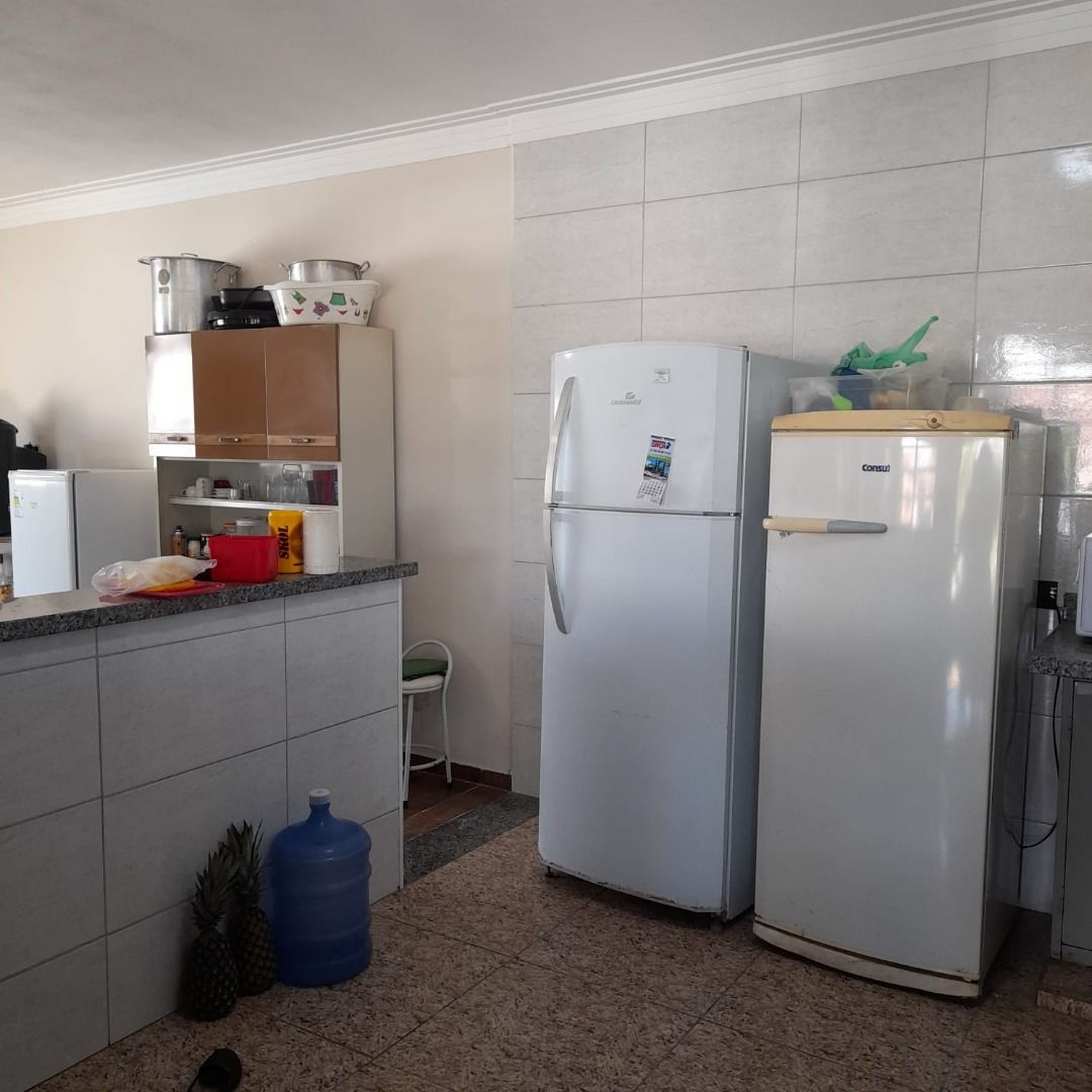 Chácara à venda com 2 quartos, 180m² - Foto 8