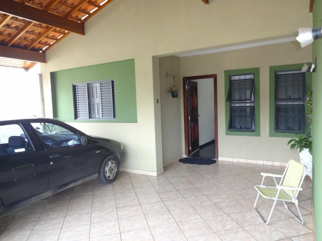 Casa à venda com 4 quartos, 240m² - Foto 4