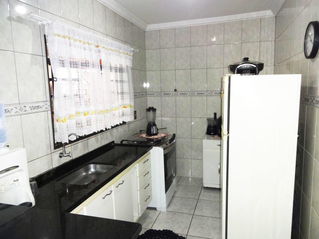 Casa à venda com 4 quartos, 240m² - Foto 8