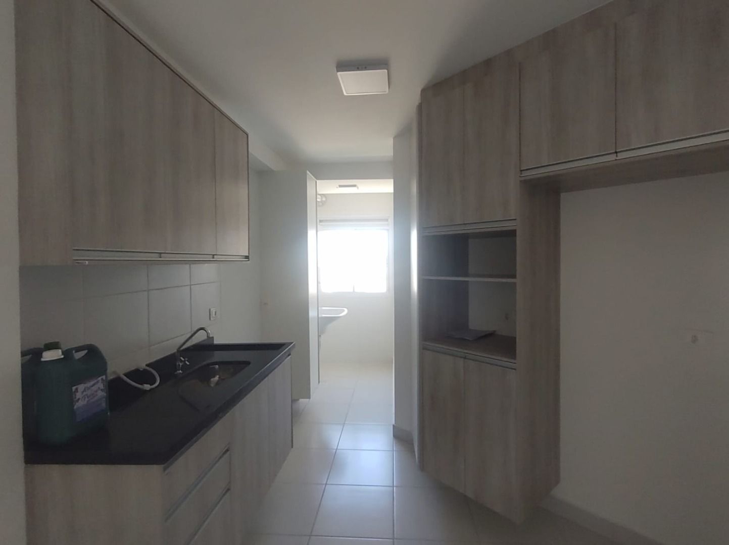 Apartamento à venda com 2 quartos, 62m² - Foto 13