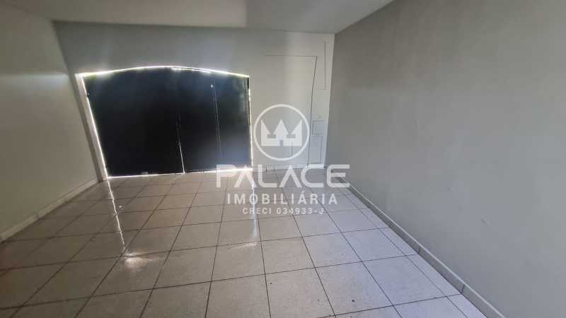 Casa à venda com 2 quartos, 97m² - Foto 2