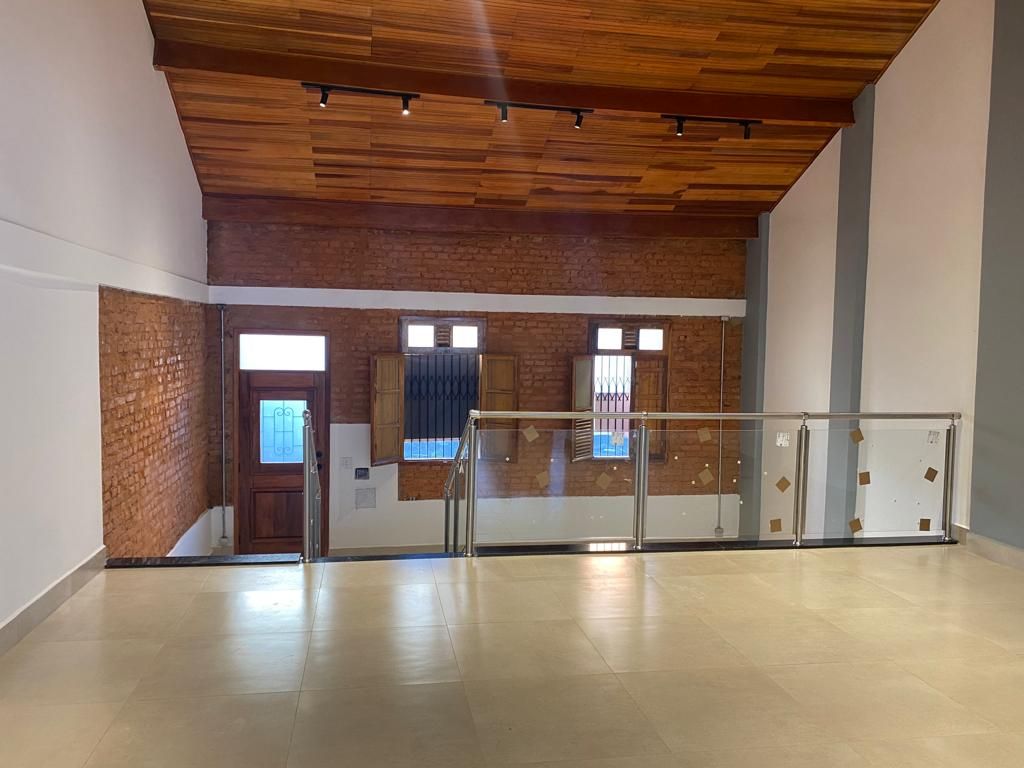 Casa Comercial à venda e aluguel, 280m² - Foto 10