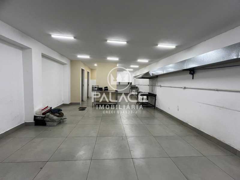 Casa Comercial à venda e aluguel, 280m² - Foto 16