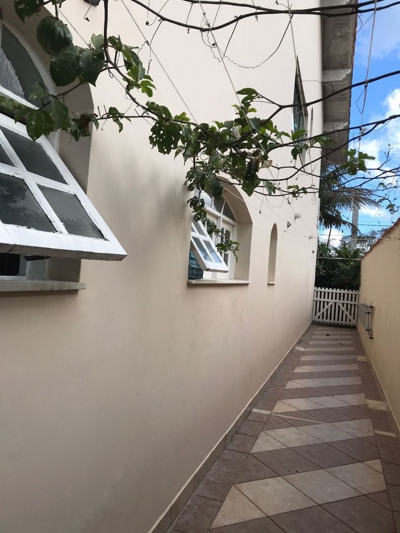 Casa à venda com 4 quartos, 198m² - Foto 17