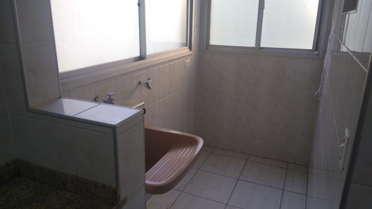 Apartamento à venda com 3 quartos, 74m² - Foto 11