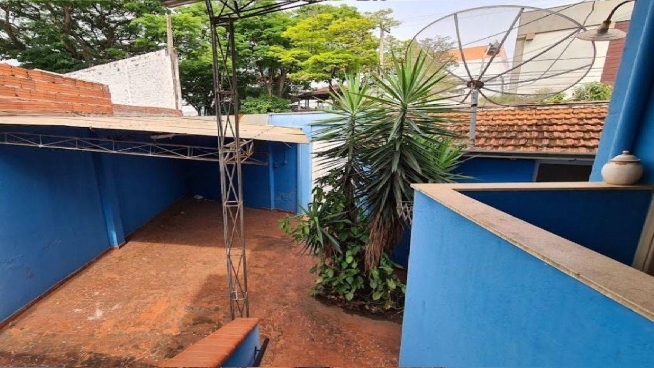 Casa Comercial à venda com 3 quartos, 267m² - Foto 7