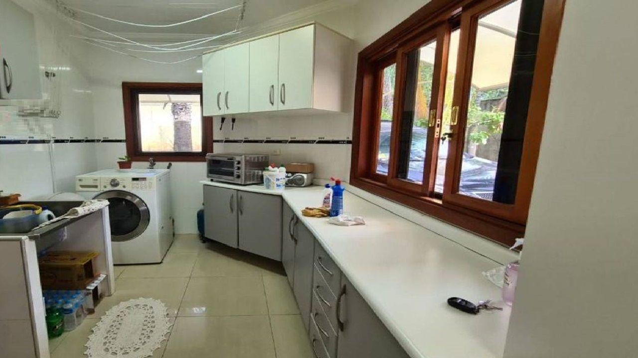 Casa de Condomínio à venda com 4 quartos, 400m² - Foto 17