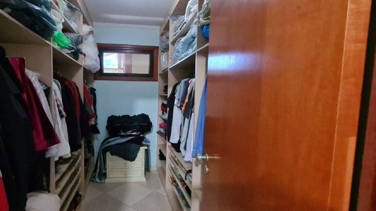 Casa de Condomínio à venda com 4 quartos, 400m² - Foto 20