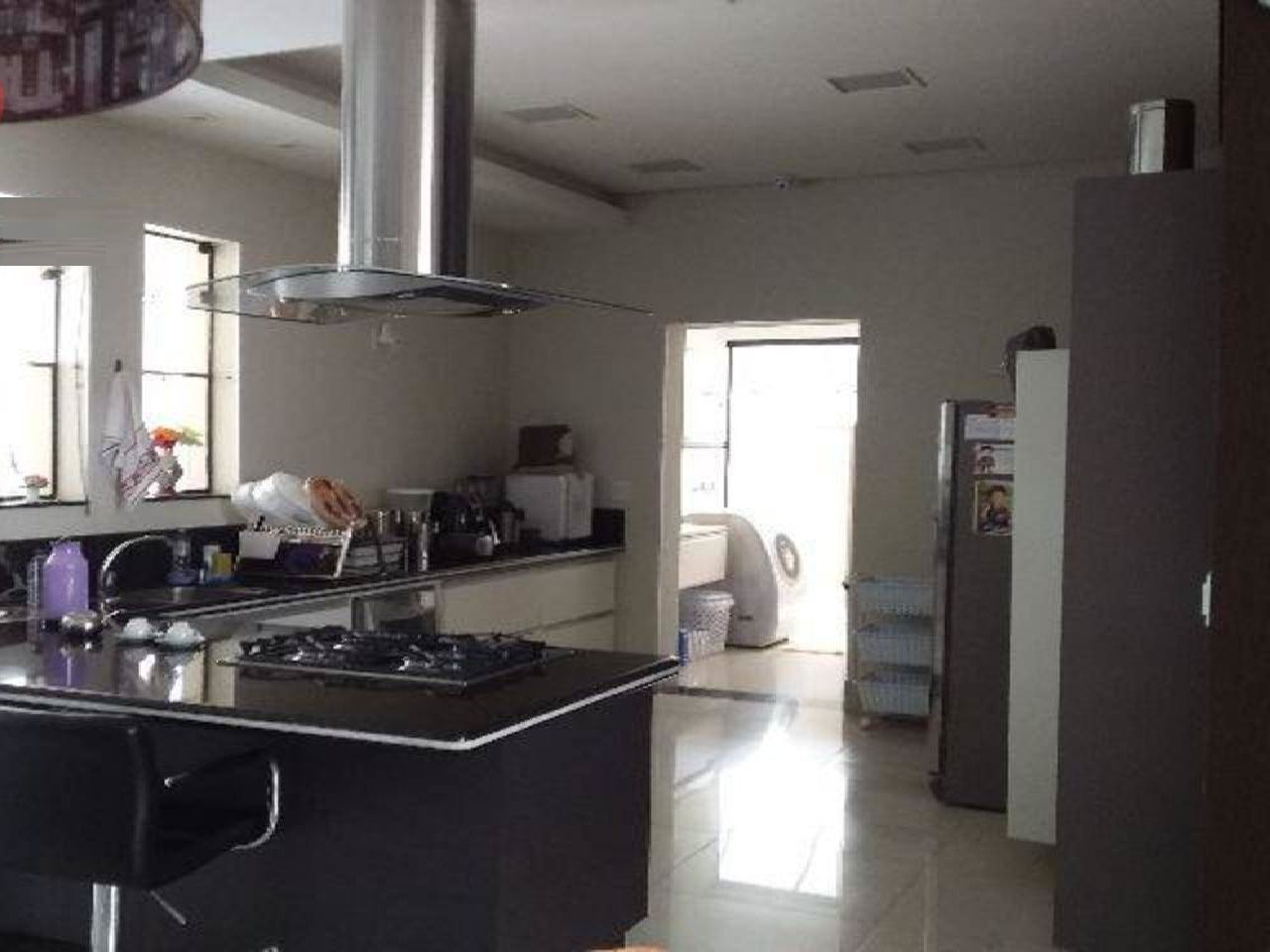 Casa à venda com 3 quartos, 275m² - Foto 8