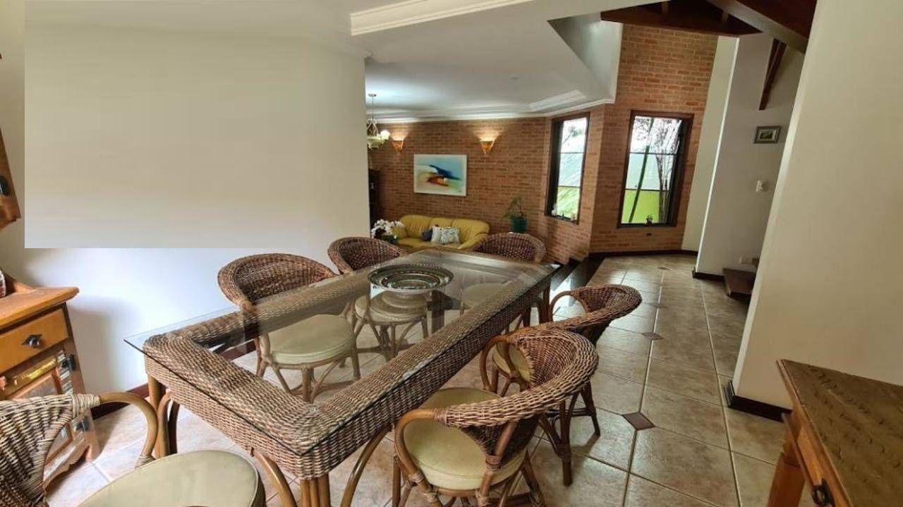 Casa de Condomínio à venda com 3 quartos, 238m² - Foto 13