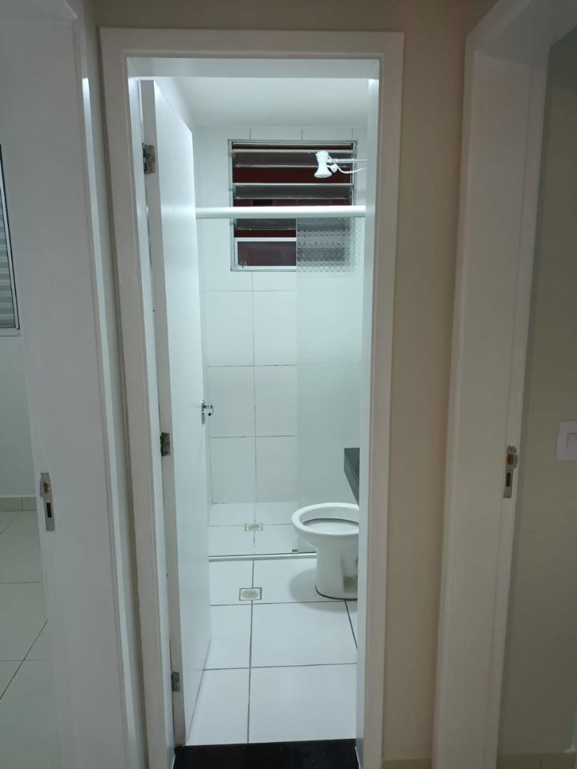 Apartamento à venda com 2 quartos, 45m² - Foto 12